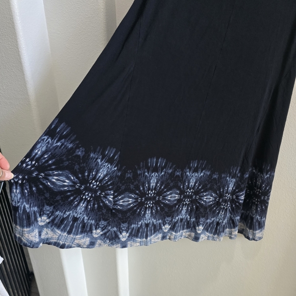 Style & Co. navy blue sleeveless t-shirt dress with patterned hem line size 1x - Picture 3 of 6